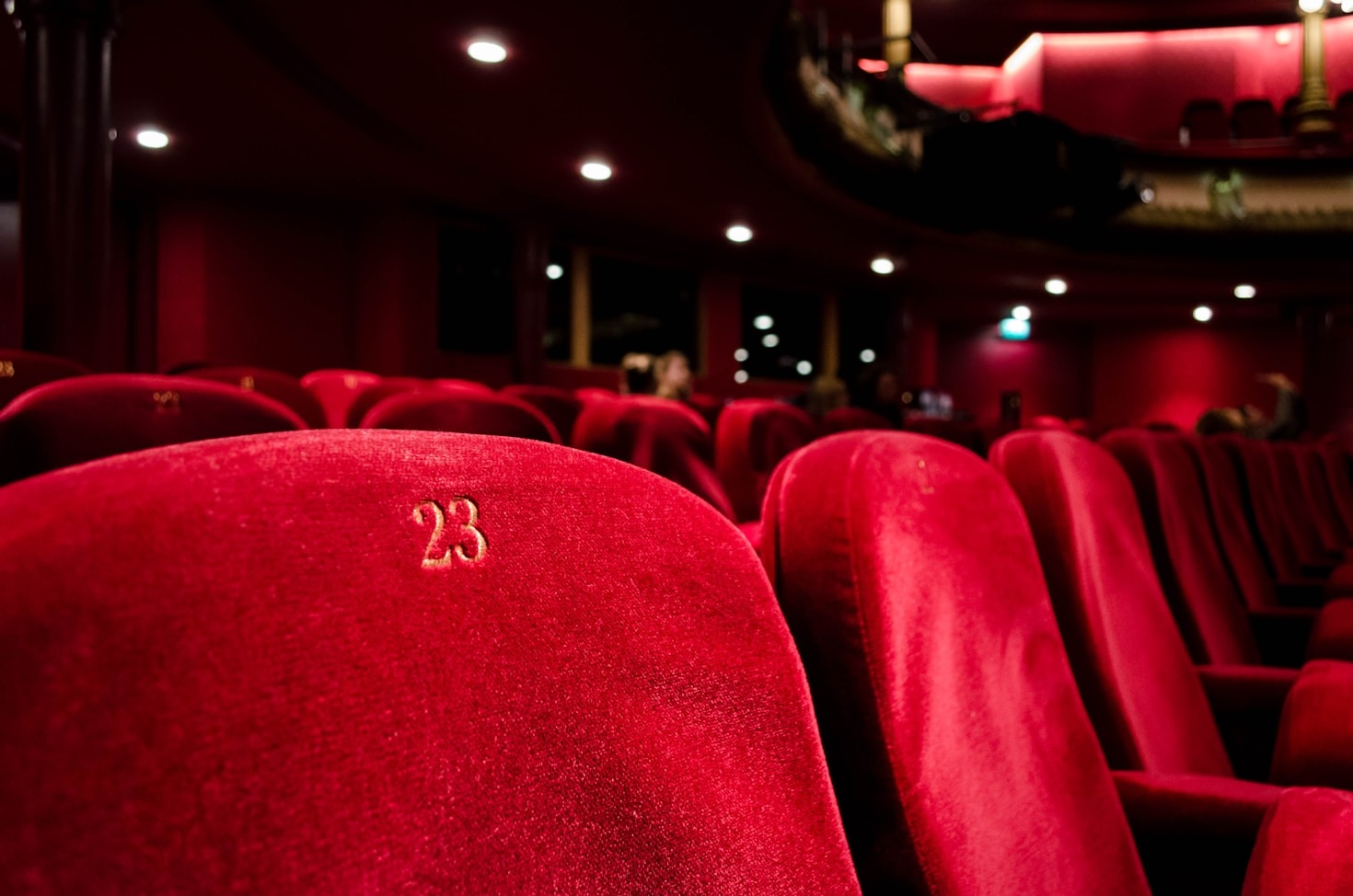 Behind the Scenes: Crafting Meaningful Documentaries